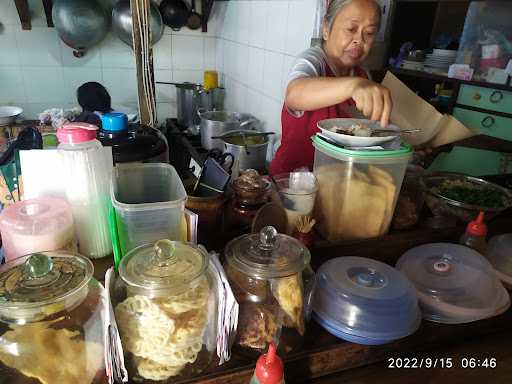 Soto Reksa Pak Bas 1