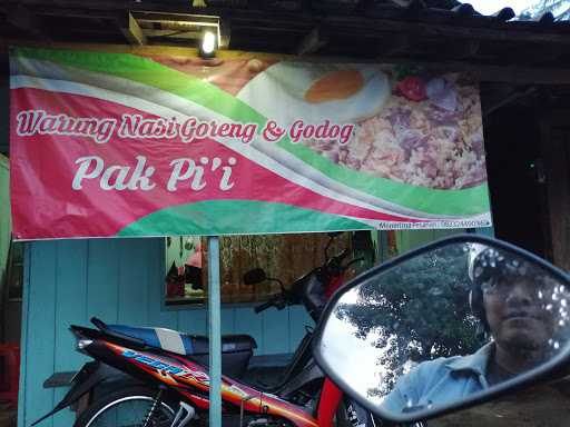 Warung Makan Nasi Goreng & Godog Pak Pi'I 9