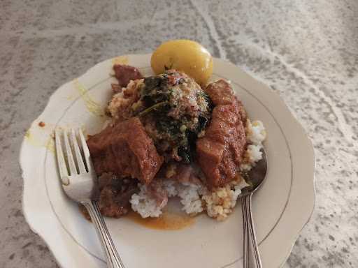 Warung Nasi Gudeg  Miroso  Ibu Hj. Soekini 2