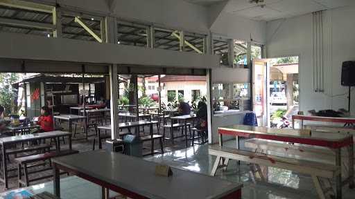 Cafe Rindang Uksw 7