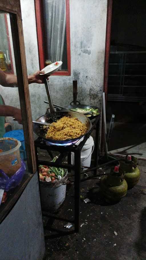 Nasi Goreng Pak Rt 7