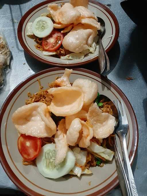 Warung Nasi Goreng 7