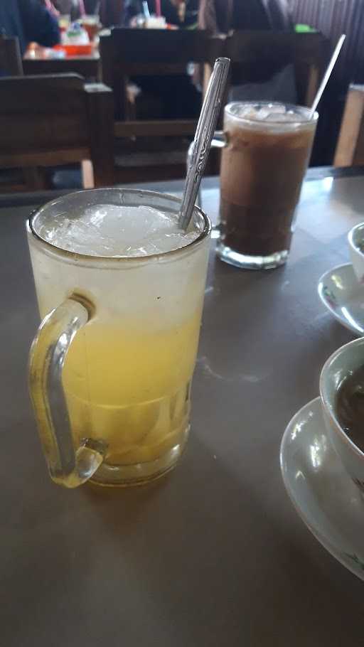 Warung Panggung Mbak Rita 3