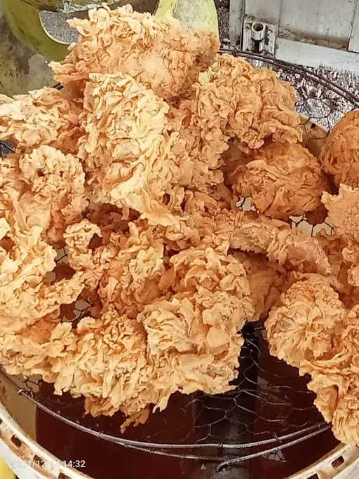 Ayam Geprek Ibu Ratu 9