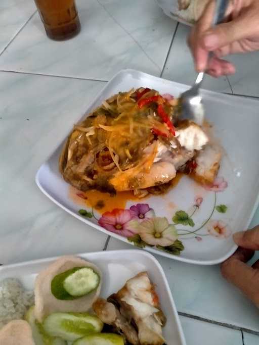 Rumah Makan Sunda Sindang Rasa 3