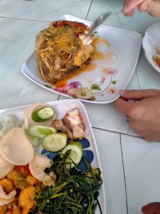 Rumah Makan Sunda Sindang Rasa 1