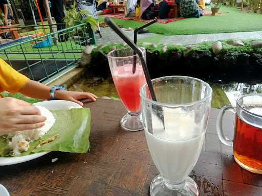 Cibiuk Resto Ciamis 1