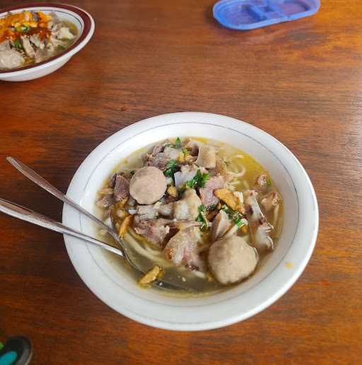 Mie Baso Dengkul Benhur 7