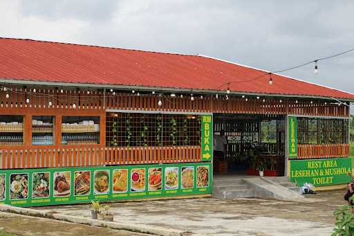 Rumah Makan 3 Saudara 8