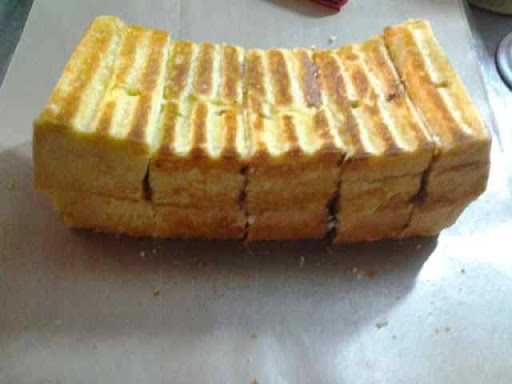 Roti Bakar Citra Mas Lukman 1