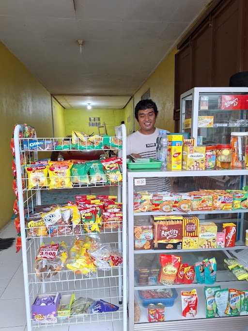 Warung Dan Bubur Ayam Haltoy 3