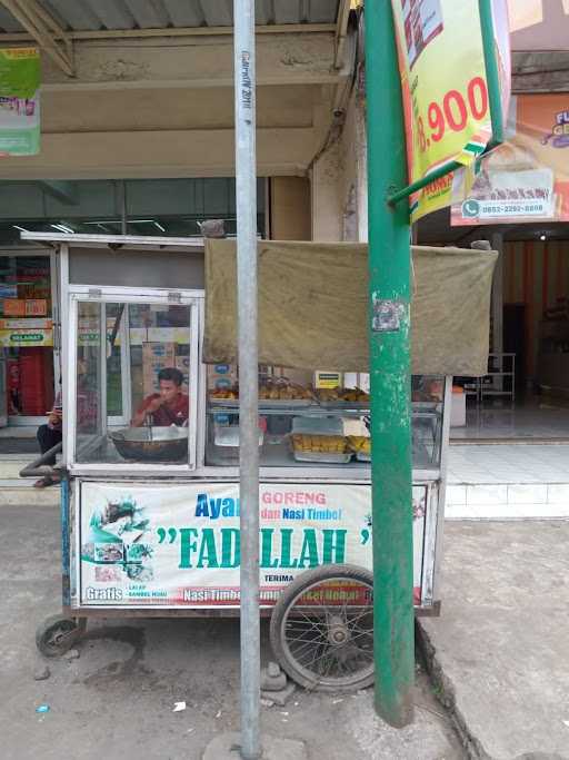 Ayam Goreng & Nasi Timbel Fadilah 9