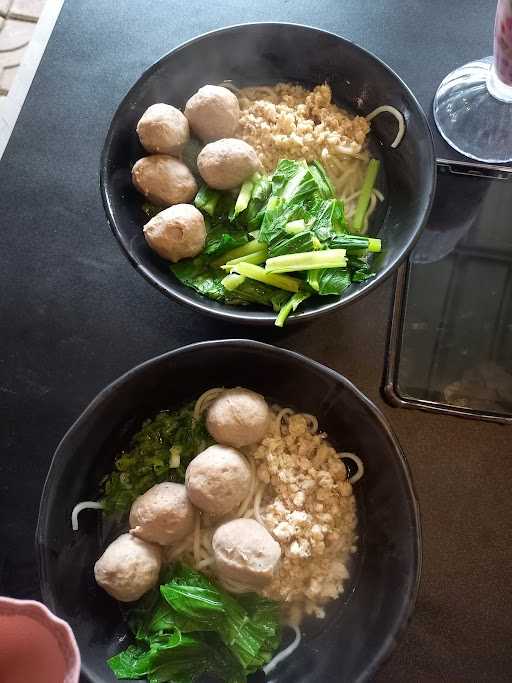 Mie Bakso Kayla 7