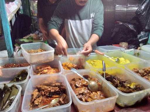 Nasi Uduk Ati Maung 1