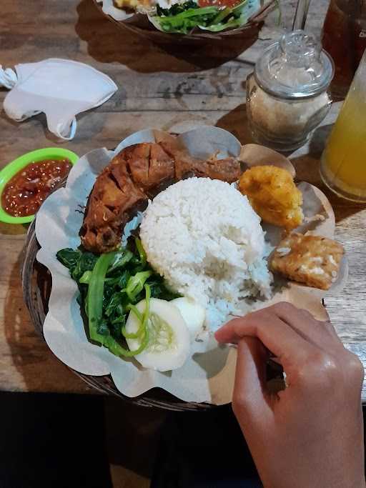 Warung Godong Kelor 4