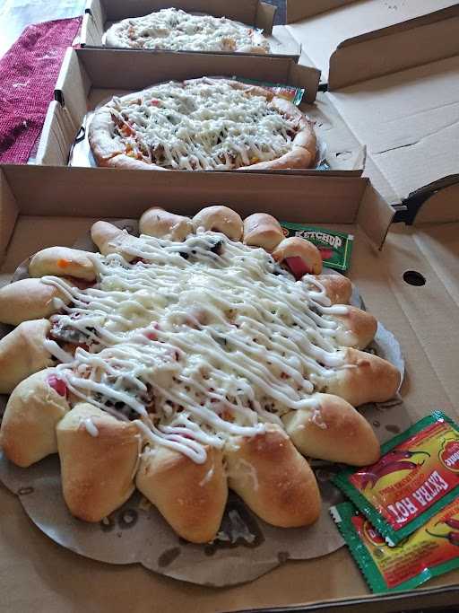 Adzkia Pizza 3