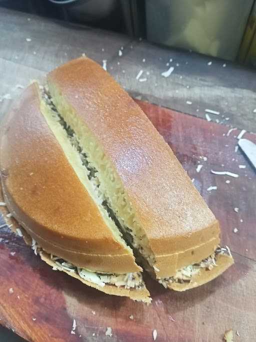 Martabak & Terang Bulan Soponyono 10