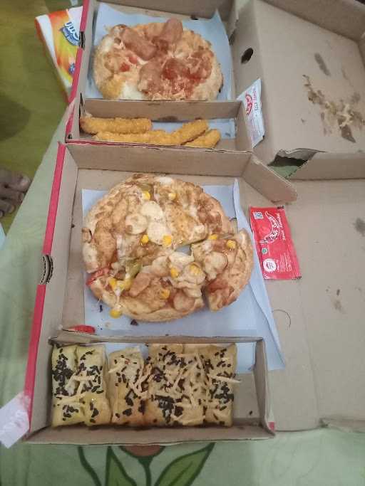 Pizza Hut Delivery - Phd Indonesia 5