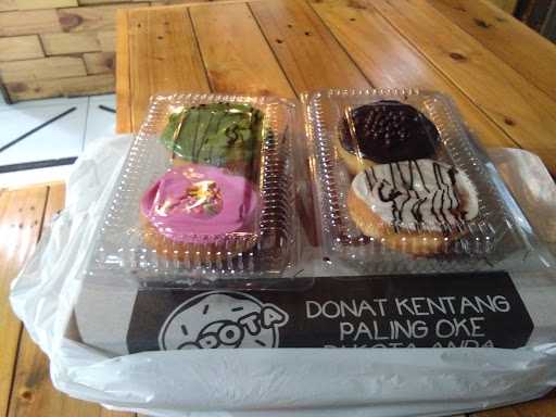 Dopota Cafe & Donuts Situbondo 2