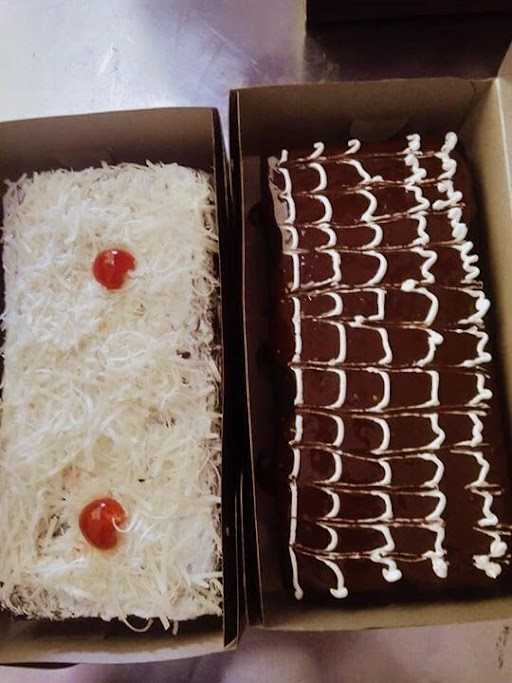 Toko Kue Maulida Cakes 4