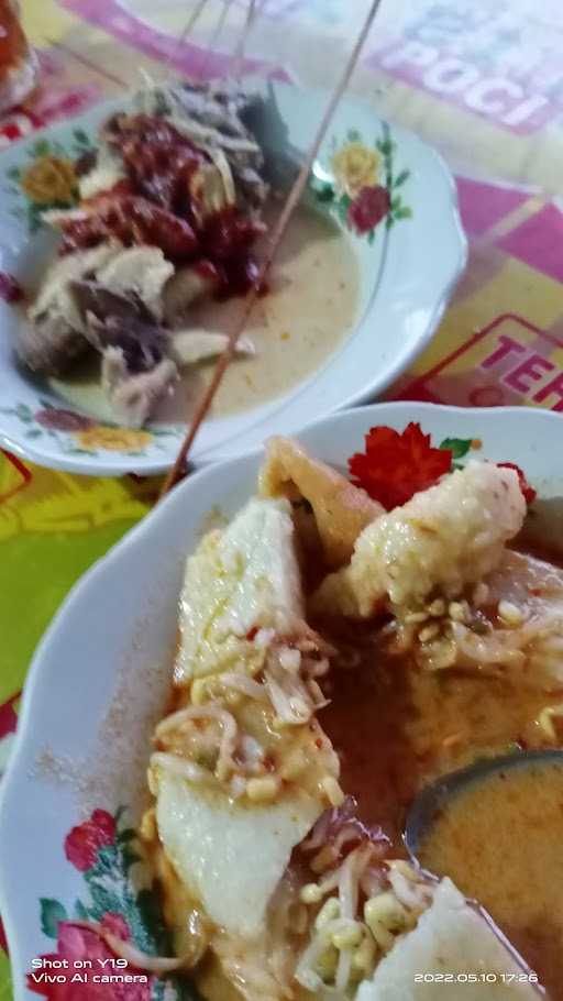 Lontong Ayam Kampung Bu Ning 2