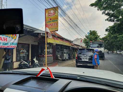 Rumah Makan Roneta 7