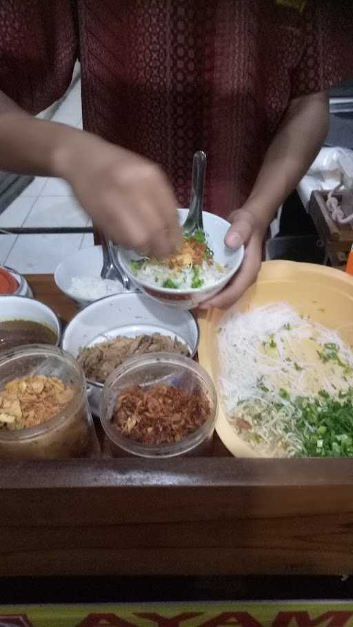 Soto Ayam Semarangan 8