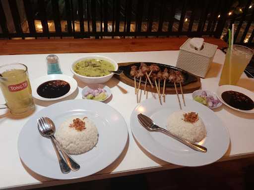 Wayanx Sate, Resto & Cafe 8