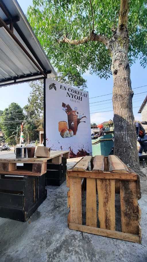 Nyoh | Es Cokelat Nyoh | Es Coklat Nyoh | Toast Nyoh 1