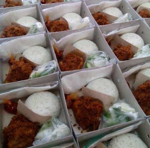 Ayam Goreng Laos Bu Legowo Jogja 8