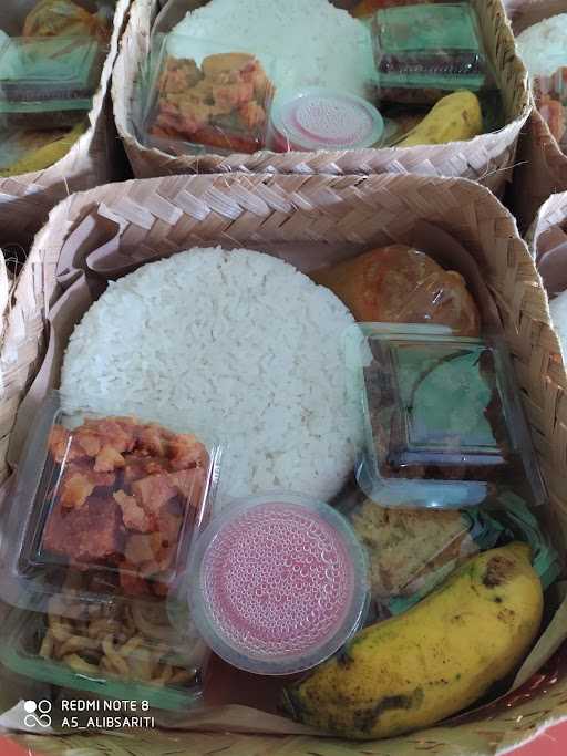 Deesqi Spesial Nasi Uduk & Ayam Rempah 7