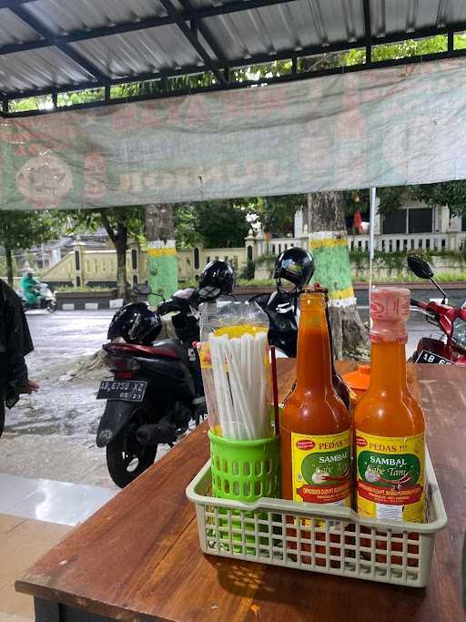 Mie Ayam Bu Tumini Junior 3