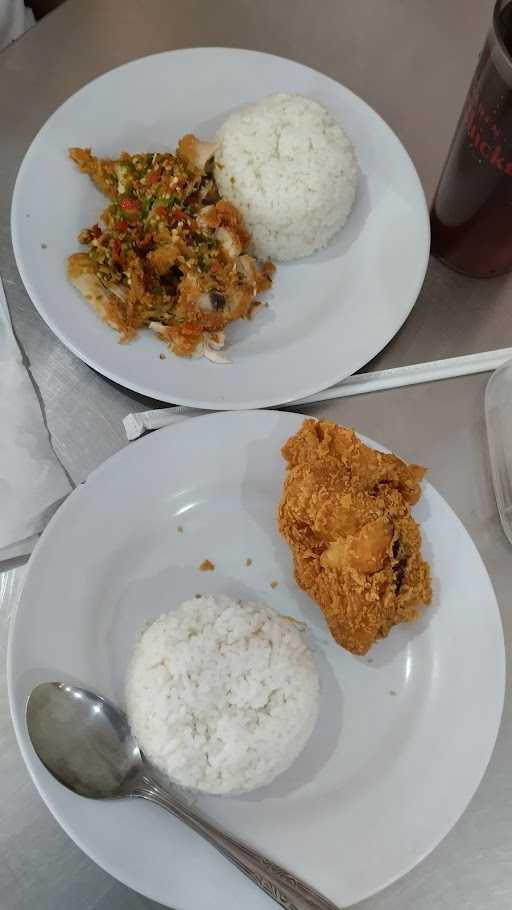 Olive Fried Chicken - Pandowoharjo 2