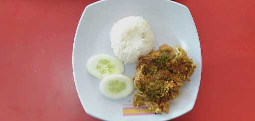 Rocket Chicken Pasar Sleman 2