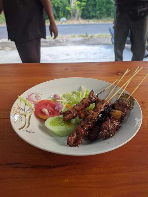 Sate Kambing & Ayam Pak Budi 4