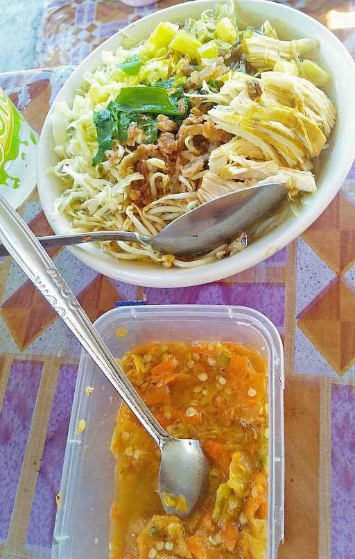 Soto Ayam Tengah Deso 6