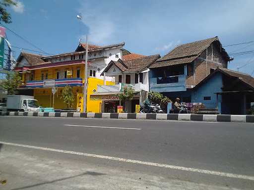 Warung Soto & Bakso Pak Paino 3