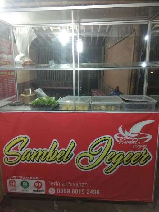 Ayam Goreng Sambel Jegeer 2