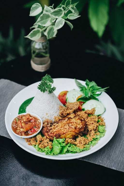 Bakso & Soto Mawar Biru 9