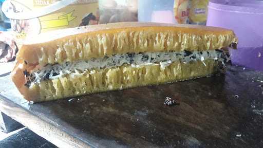 Martabak Inyong Sokaraja 6