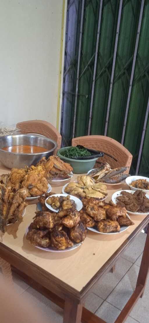 Masakan Padang Putra Kembar 3