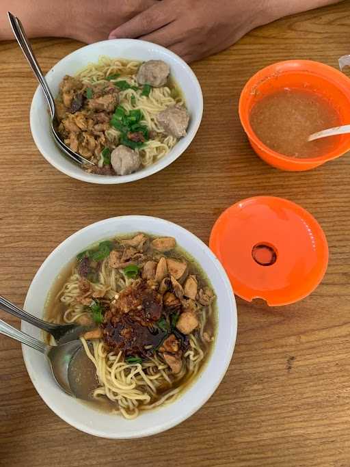 Mie Ayam Bakso Klangenan Bu Evi 2