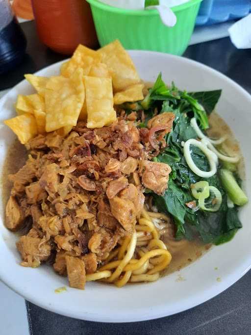 Mie Ayam Bu Siti Sokaraja 10