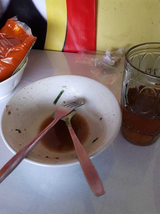 Mie Ayam Pojok Lapang 7