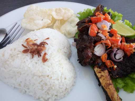 Rumah Makan Citra Sokaraja 6