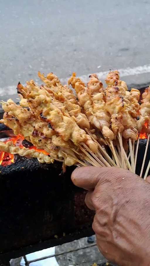 Sate Ayam Pak Kuat 2