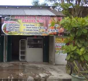 Kedai Pakdhe Rio 10