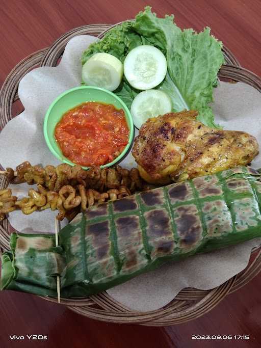 Nasi Bakar & Ayam Bakar/ Goreng Fitriana 8