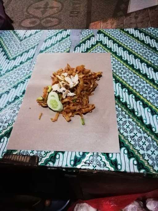 Warung Nasgor. Kwitiuw. Mie Goreng 2