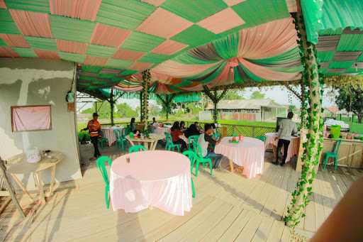 Saung Wedding 3